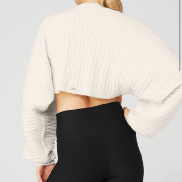 Alo Shrug - Picture 2 of 5